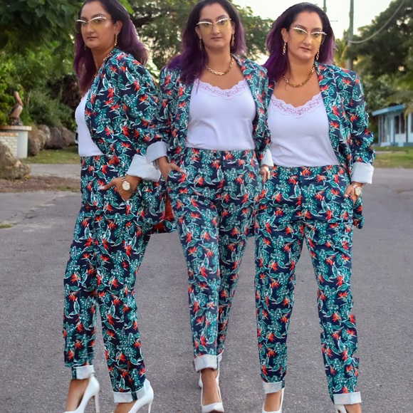 Meet your Posher, Sabrina - Picture 4 of 8